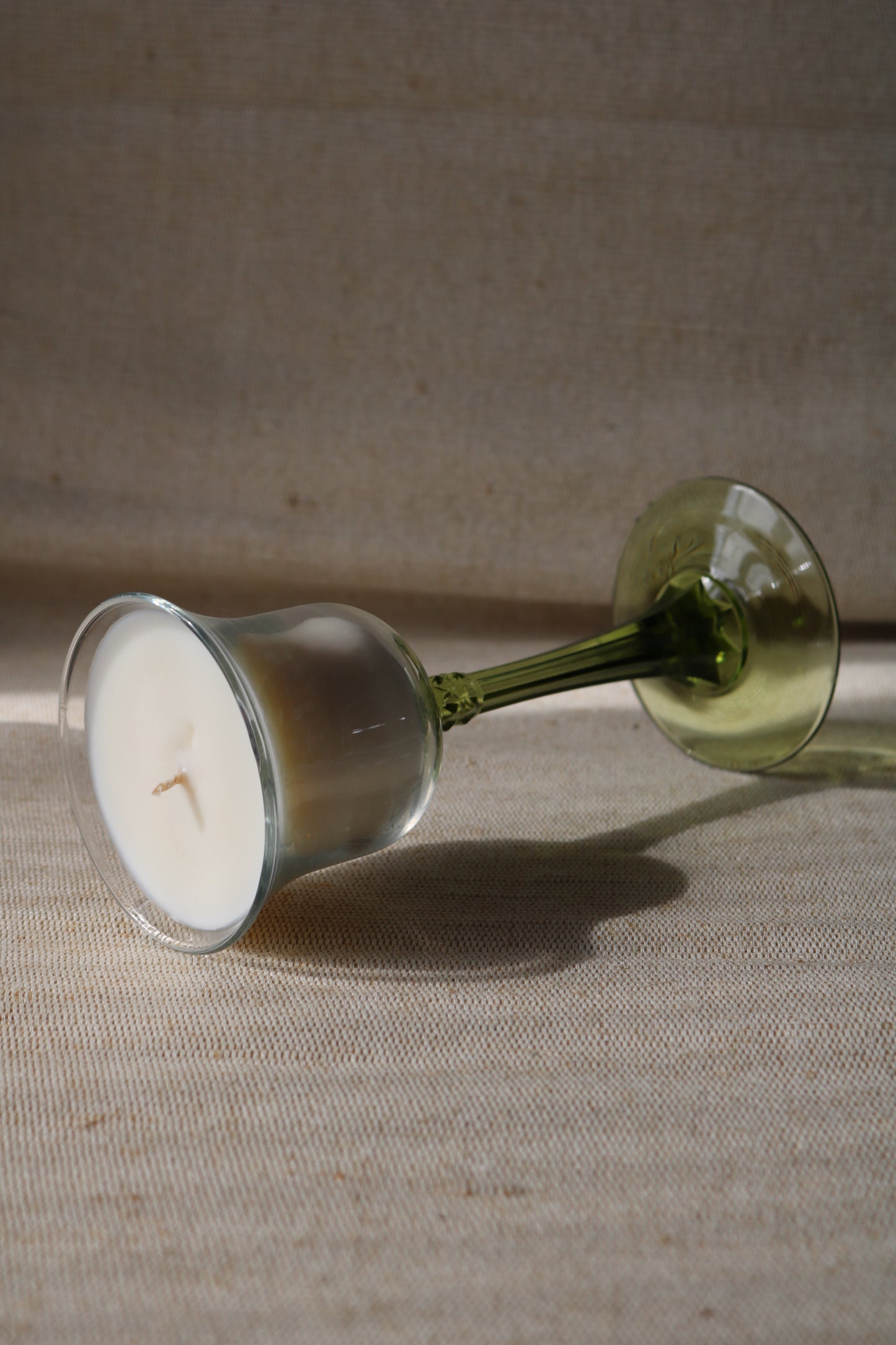 Verre à pied vert